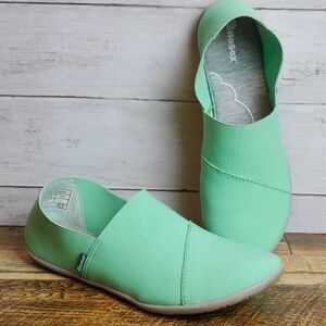 NoSox Women’s Size 7 Paloma Sport Flat Green Active Comfort Shoes